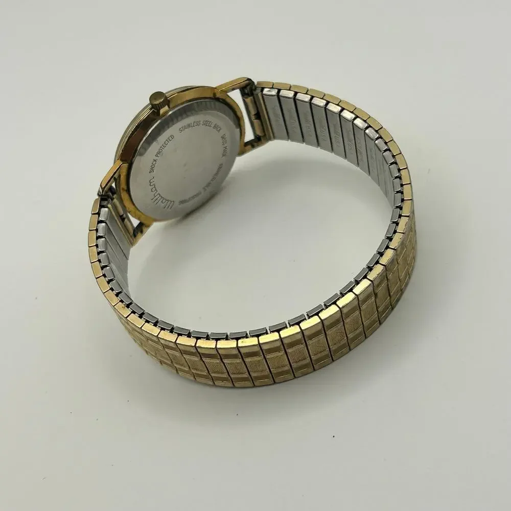 Vintage Waltham Men’s Watch featuring 17-jewel Mechanical Mov’t Gold-tone